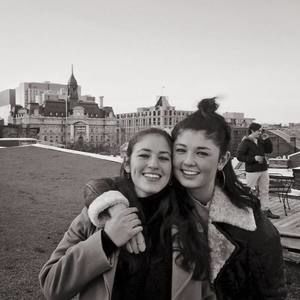 Meet your Posher, Laura